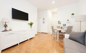 White Flat Labicana